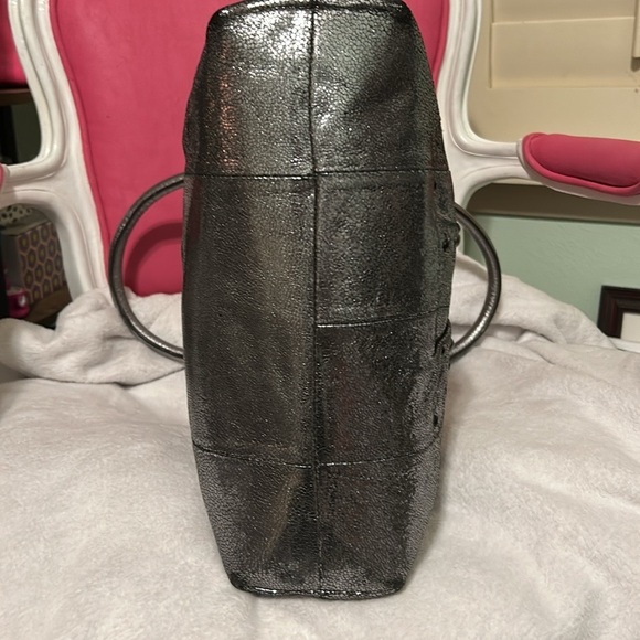 Rare Limited Edition Studded Metallic Coach Shoulder bag - Picture 2 of 9